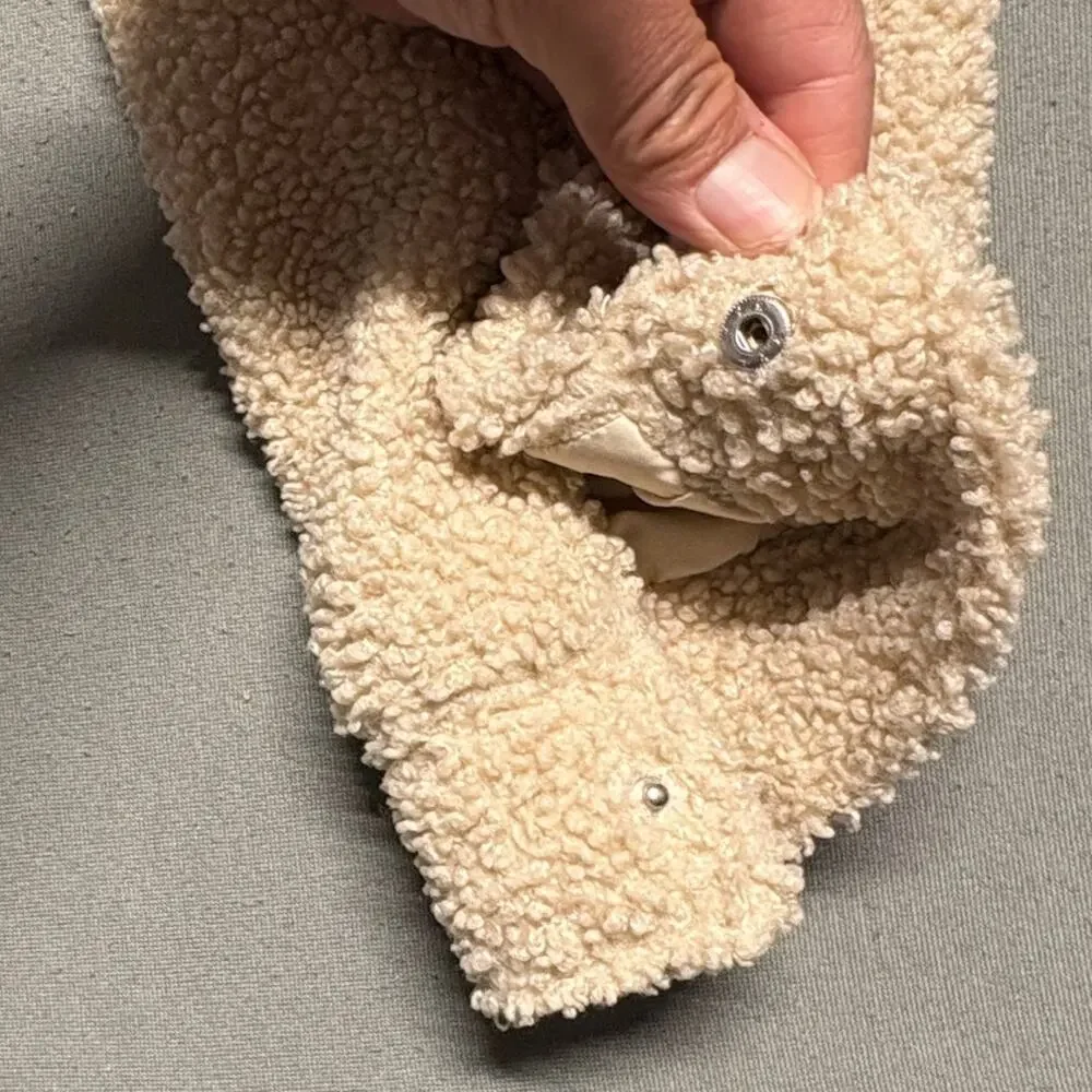 H&M Divided Cropped‎ Teddy Jacket Size Small Beige - Picture 10 of 14